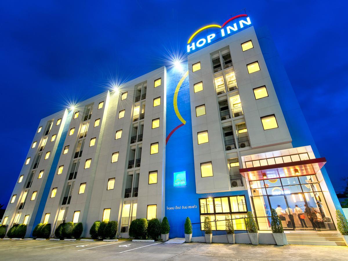 那空沙旺霍普因酒店 外观 照片